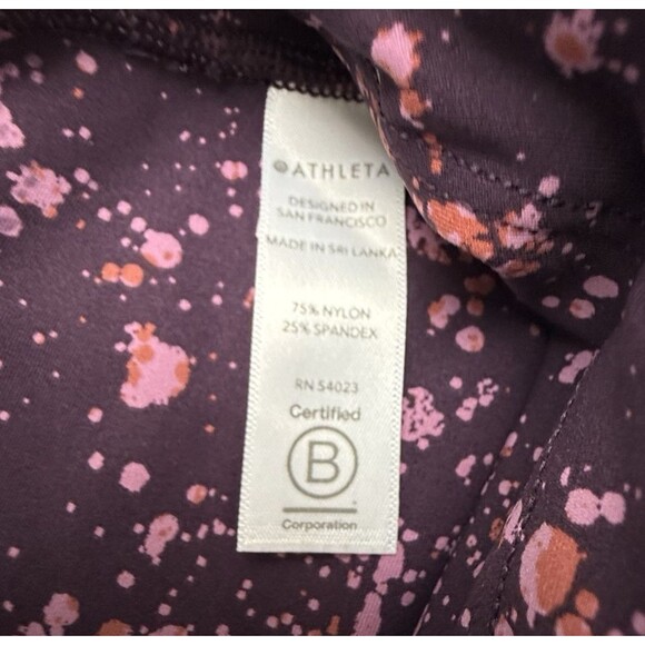 Athleta Ultimate Stash Pocket Splat Capri Leggings Women Size XS Maroon Pink - Picture 8 of 12